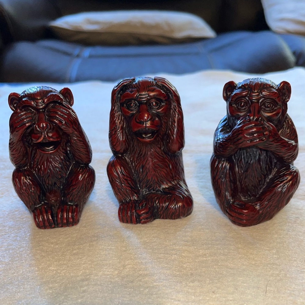 3 Wise Red Monkey Statues See No Evil Hear No Evil Say No Evil